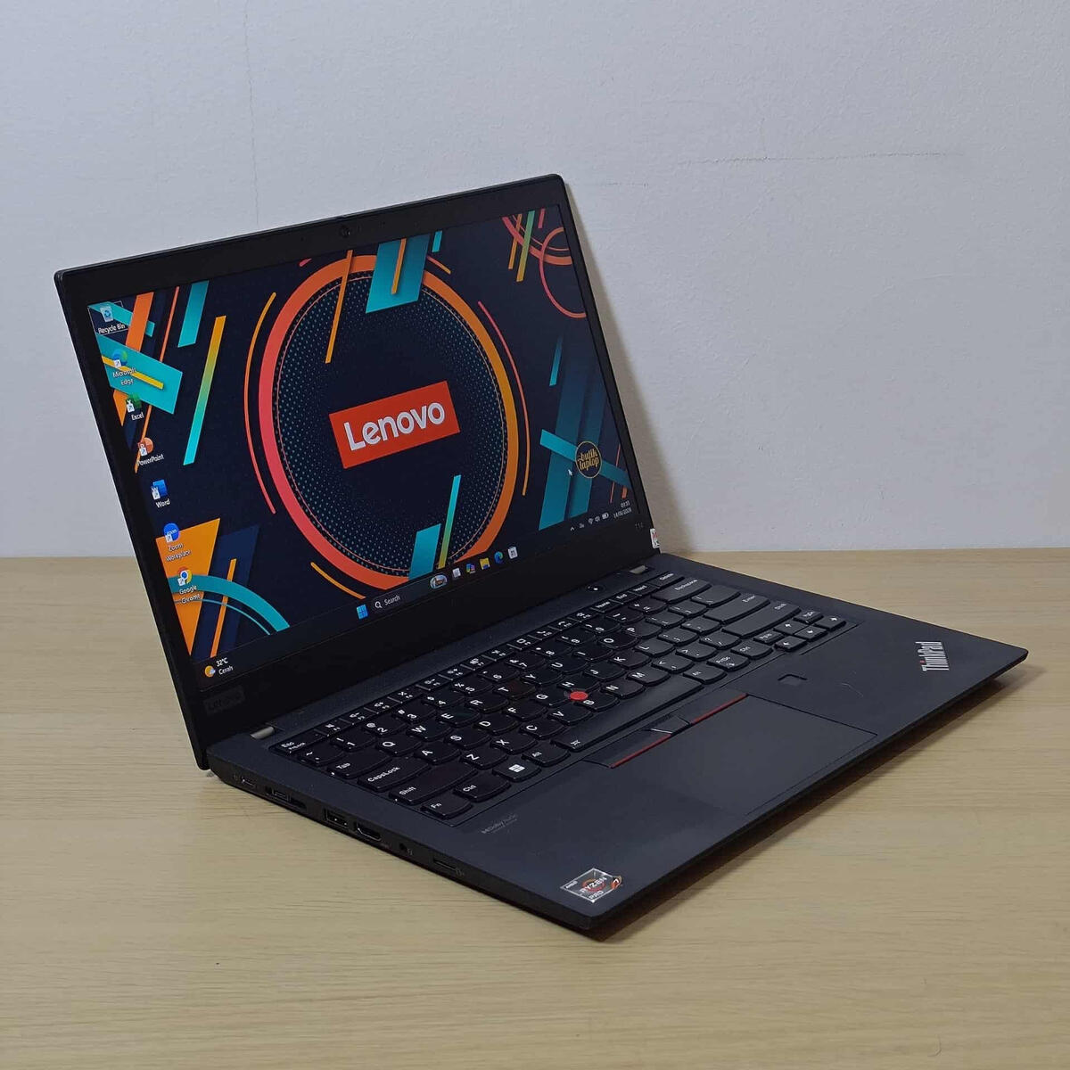 Lenovo Thinkpad T14G2 Depan Kiri Lenovo Thinkpad T14G2 Kiri Butik Laptop